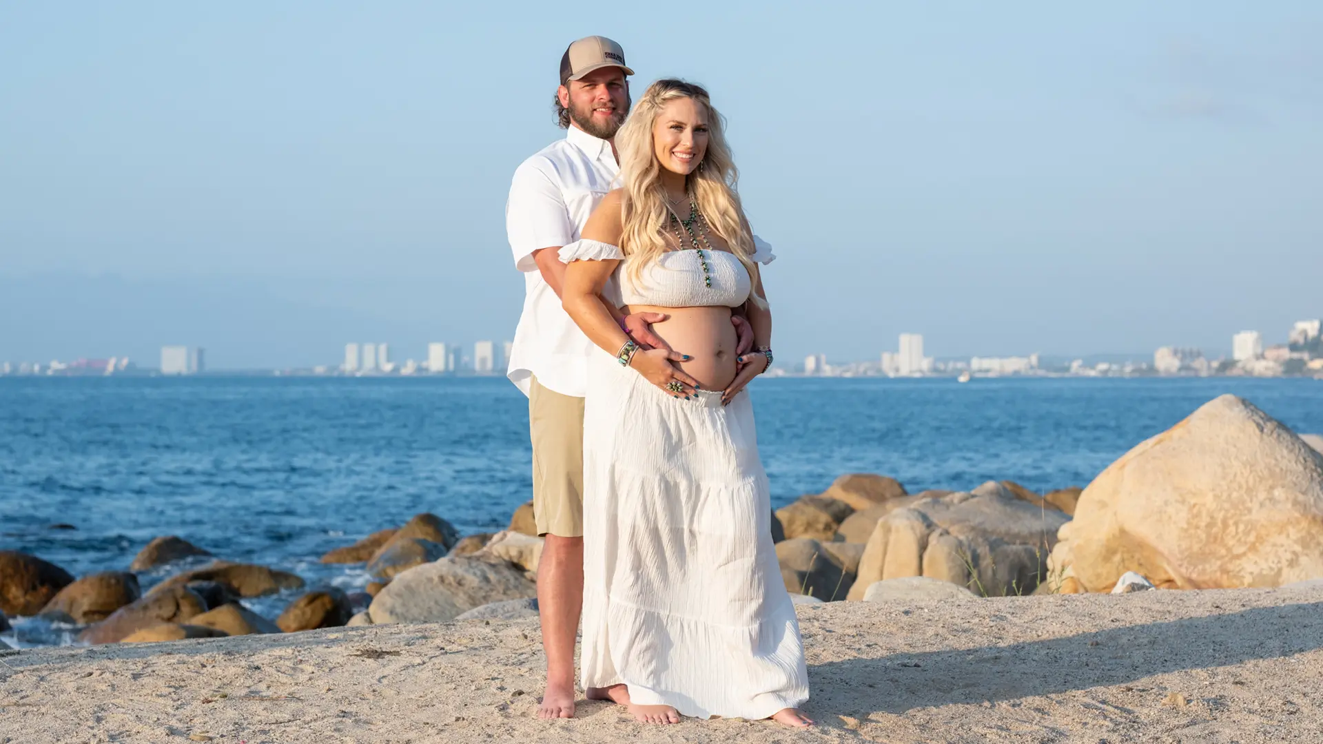 The Last Trip for Two: Why Couples Are Choosing Puerto Vallarta for Their Babymoon